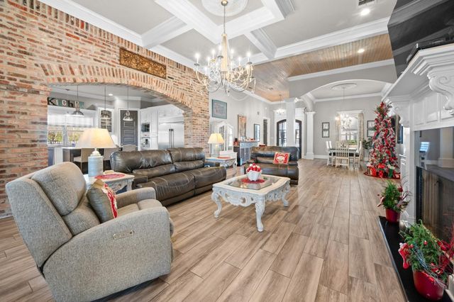 343 Camille St, Houma, LA 70360