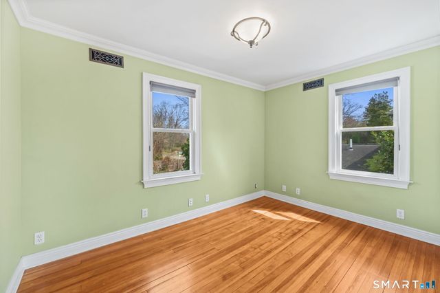 125 Oaklawn Avenue, Stamford, CT 06905