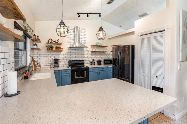 1100 ANNE ELISA CIRCLE, St Cloud, FL 34772