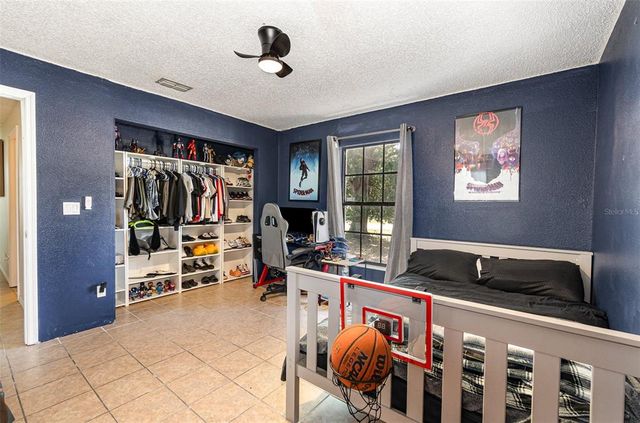 1100 ANNE ELISA CIRCLE, St Cloud, FL 34772