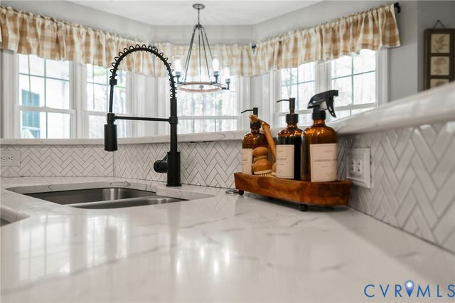 6109 Autumn Bluff Rd, Powhatan, VA 23139