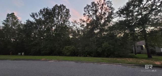 2 Redfern Road, Daphne, AL 36526