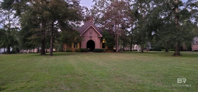 2 Redfern Road, Daphne, AL 36526