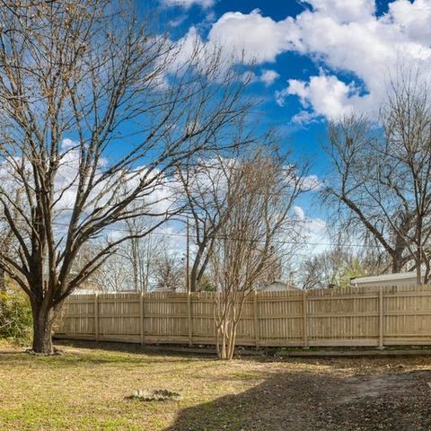 2617 Fieldale, Farmers Branch, TX 75234