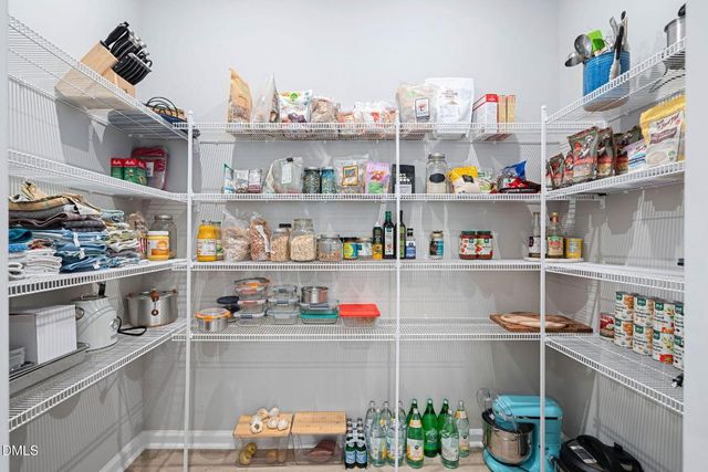 2425 Forsythia Trail, Fuquay Varina, NC 27526