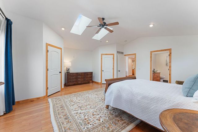 2157 Juno Avenue, Saint Paul, MN 55116