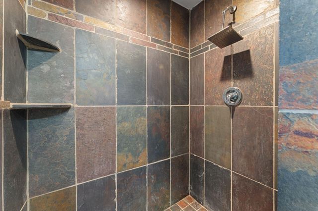 2157 Juno Avenue, Saint Paul, MN 55116