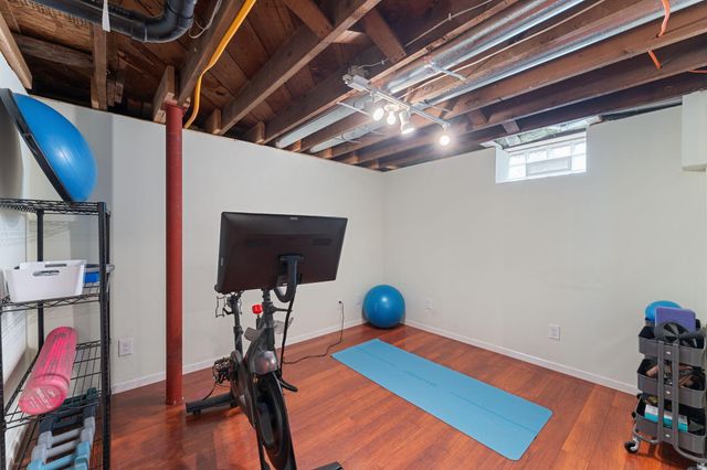 2157 Juno Avenue, Saint Paul, MN 55116