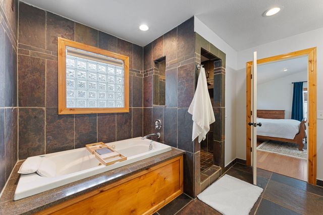 2157 Juno Avenue, Saint Paul, MN 55116