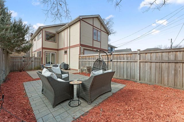 2157 Juno Avenue, Saint Paul, MN 55116