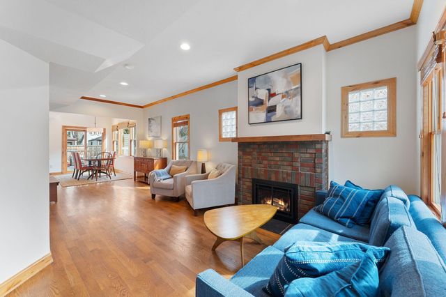 2157 Juno Avenue, Saint Paul, MN 55116