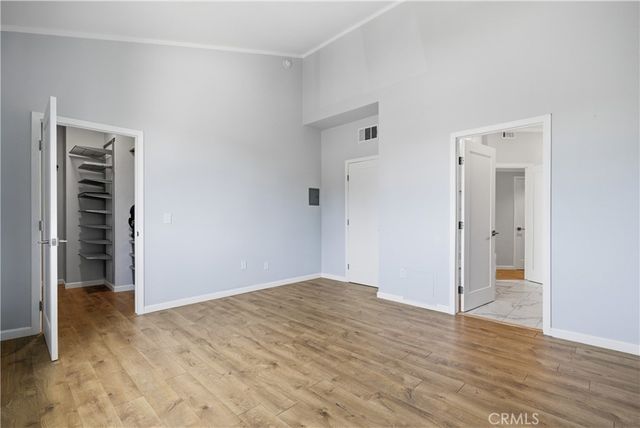 6323 Reseda 65, Tarzana, CA 91335