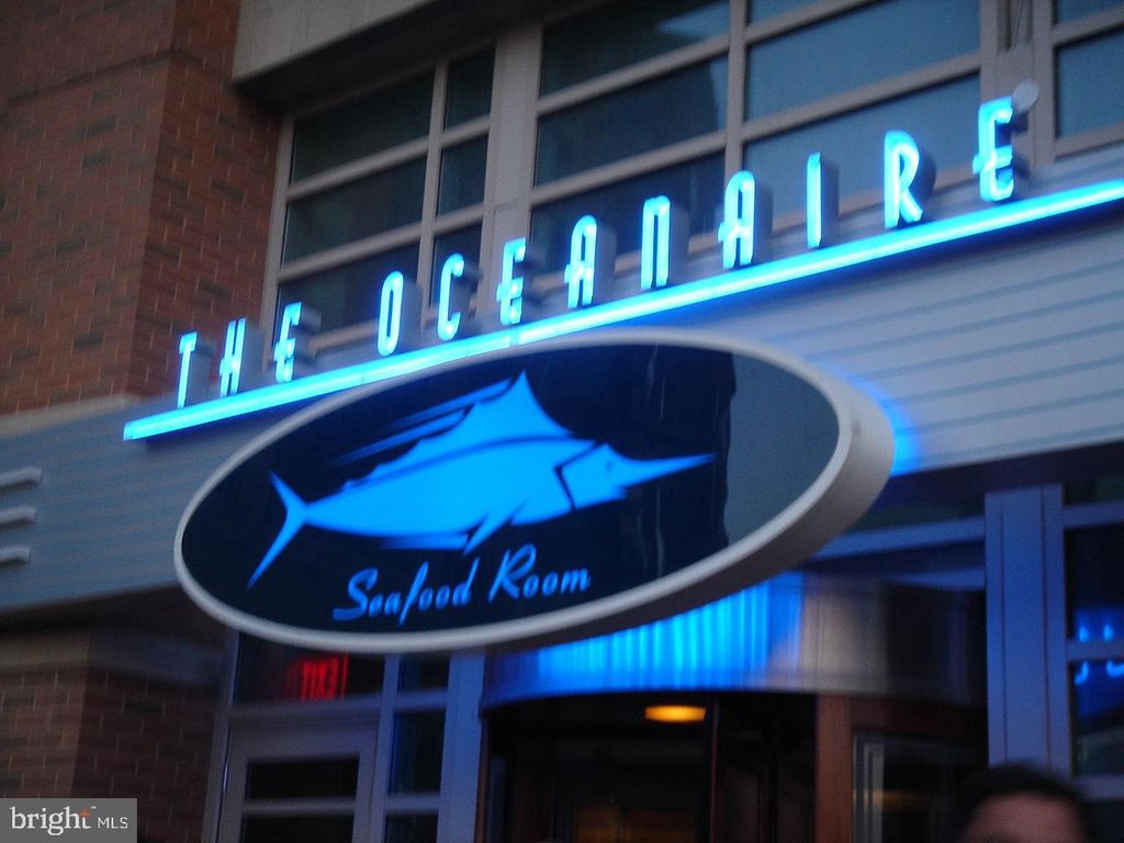 Image 20 of property listing at 250 PRESIDENT ST #603, Baltimore, MD 21202