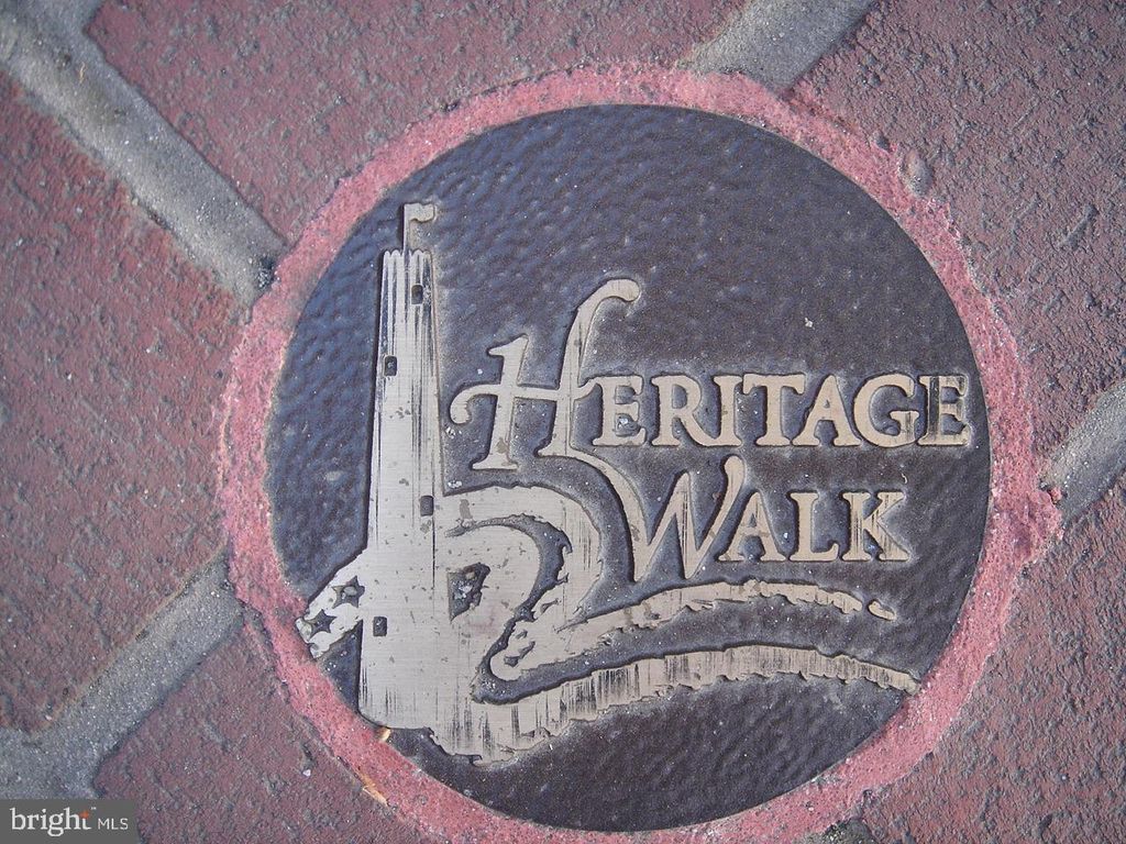 Image 23 of property listing at 250 PRESIDENT ST #603, Baltimore, MD 21202