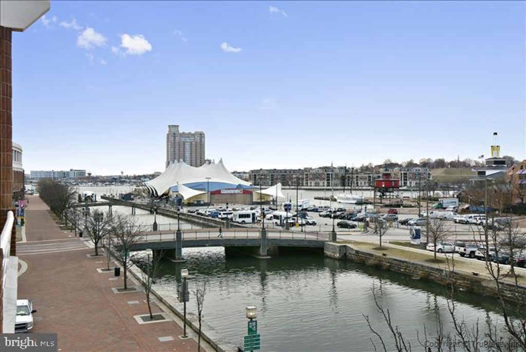 Image 25 of property listing at 250 PRESIDENT ST #603, Baltimore, MD 21202