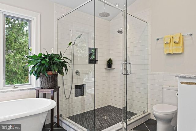 1167 SILVER BEECH RD, Herndon, VA 20170