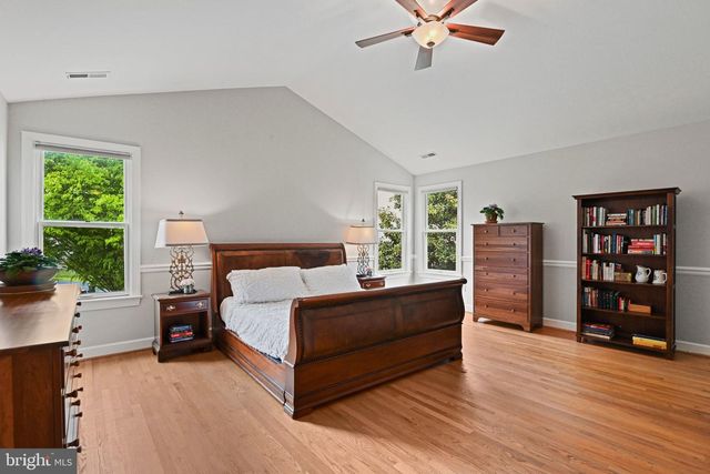 1167 SILVER BEECH RD, Herndon, VA 20170