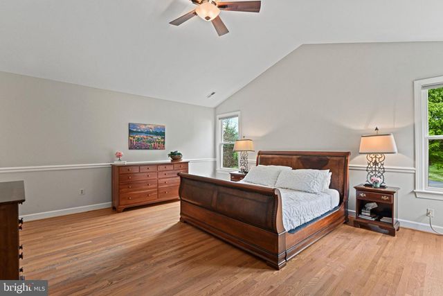 1167 SILVER BEECH RD, Herndon, VA 20170