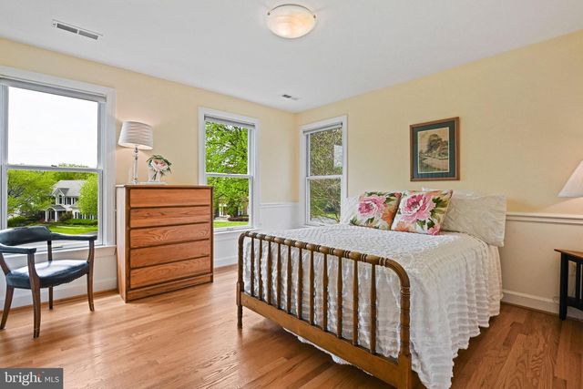 1167 SILVER BEECH RD, Herndon, VA 20170