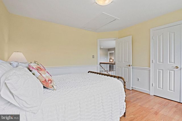 1167 SILVER BEECH RD, Herndon, VA 20170