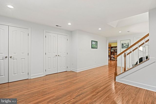 1167 SILVER BEECH RD, Herndon, VA 20170