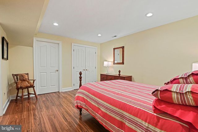 1167 SILVER BEECH RD, Herndon, VA 20170