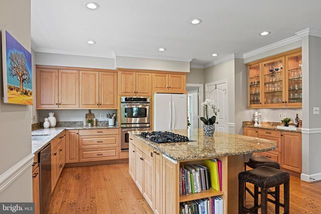 1167 SILVER BEECH RD, Herndon, VA 20170