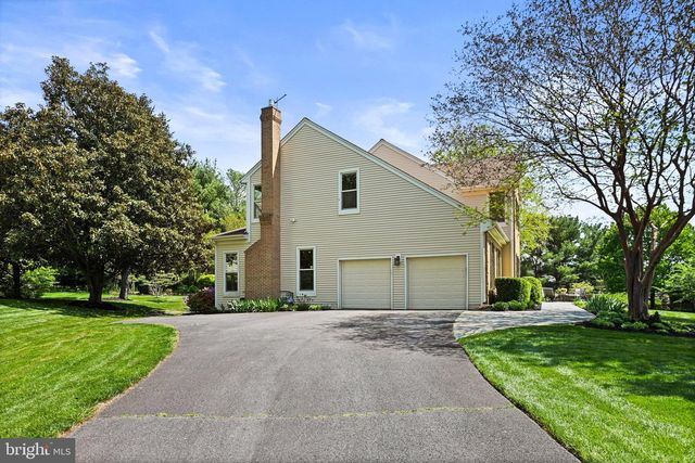 1167 SILVER BEECH RD, Herndon, VA 20170