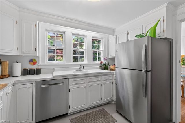 408 52nd ST, Virginia Beach, VA 23451