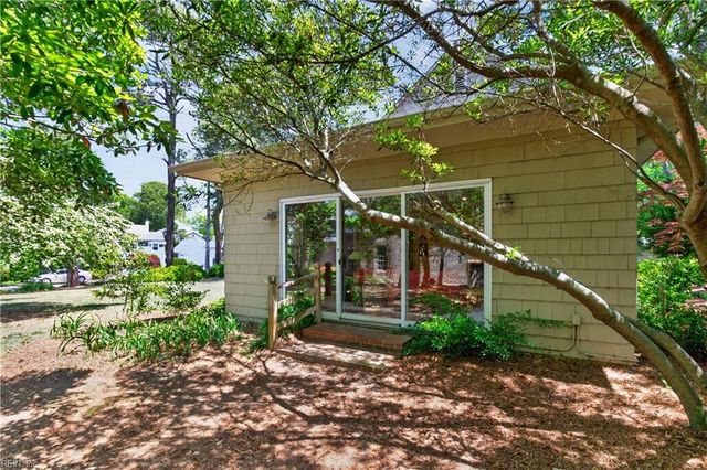 408 52nd ST, Virginia Beach, VA 23451
