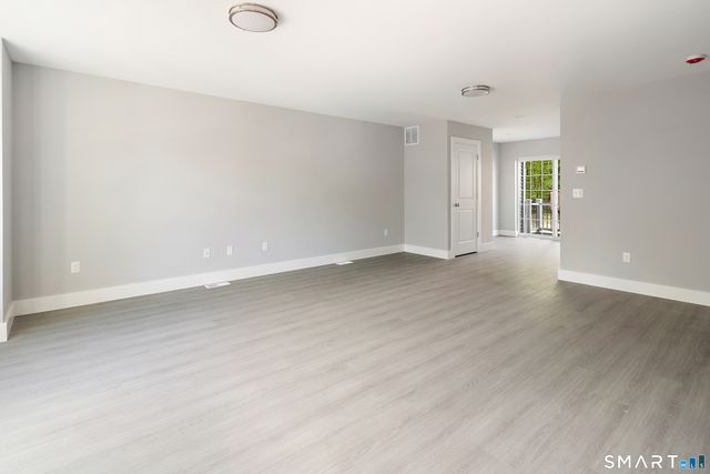 91 Taft Point 10, Waterbury, CT 06701