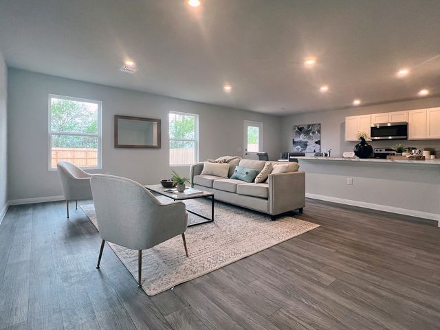 836 Eagles Nest Drive, Cleburne, TX 76031