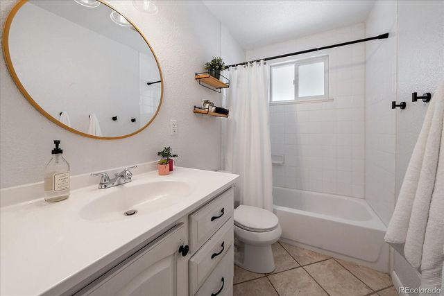 9530 W 53rd Avenue, Arvada, CO 80002