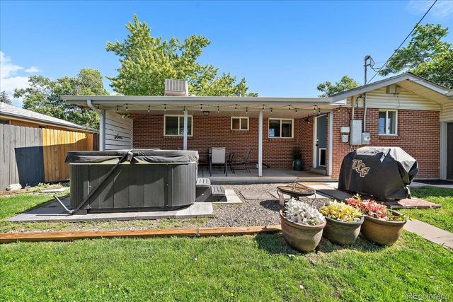 9530 W 53rd Avenue, Arvada, CO 80002