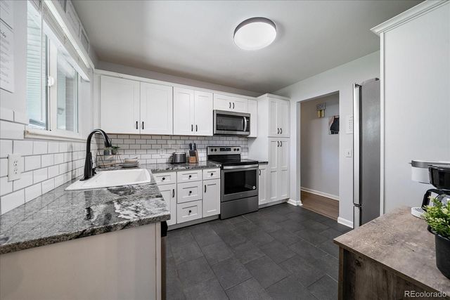 9530 W 53rd Avenue, Arvada, CO 80002