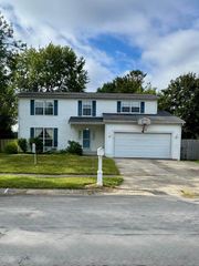5285 Redlands Drive, Hilliard, OH 43026