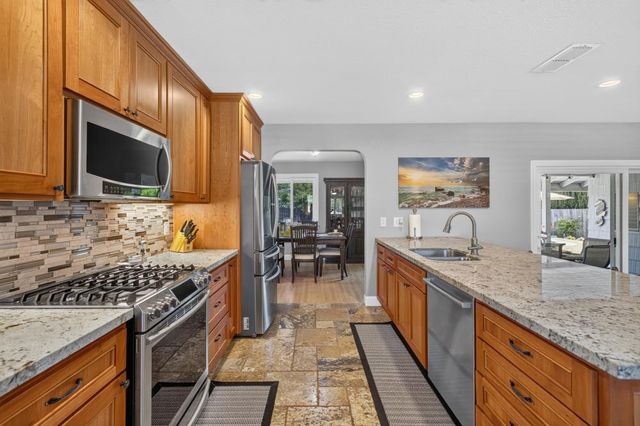 3812 Dell Rd., Carmichael, CA 95608