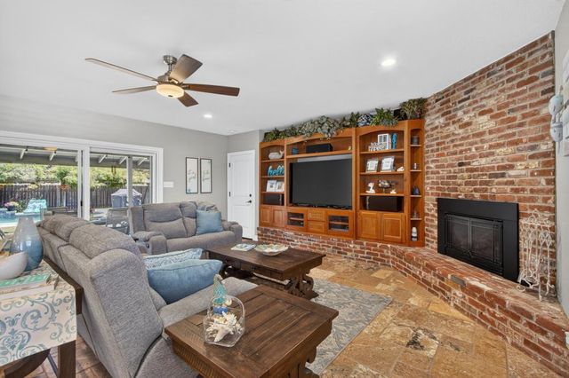 3812 Dell Rd., Carmichael, CA 95608