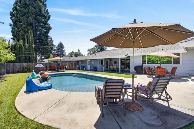 3812 Dell Rd., Carmichael, CA 95608