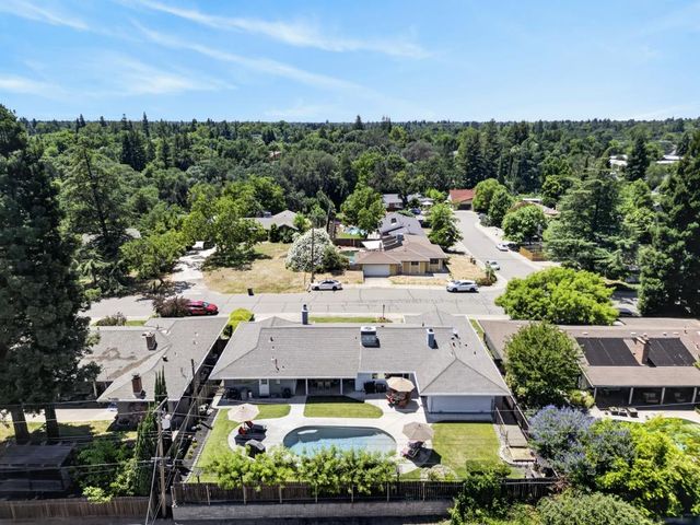 3812 Dell Rd., Carmichael, CA 95608
