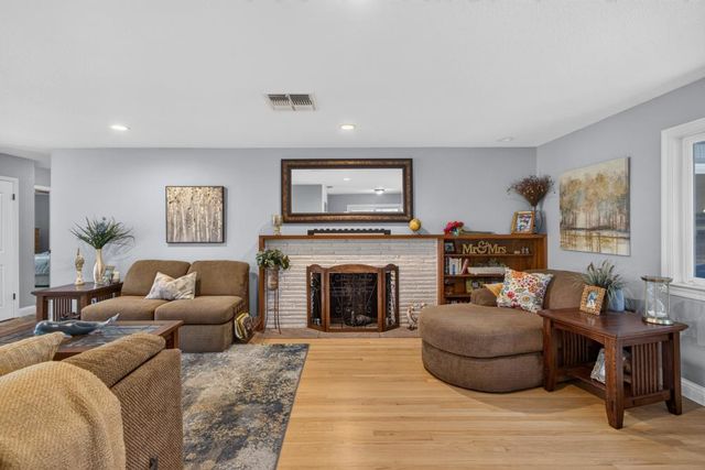 3812 Dell Rd., Carmichael, CA 95608