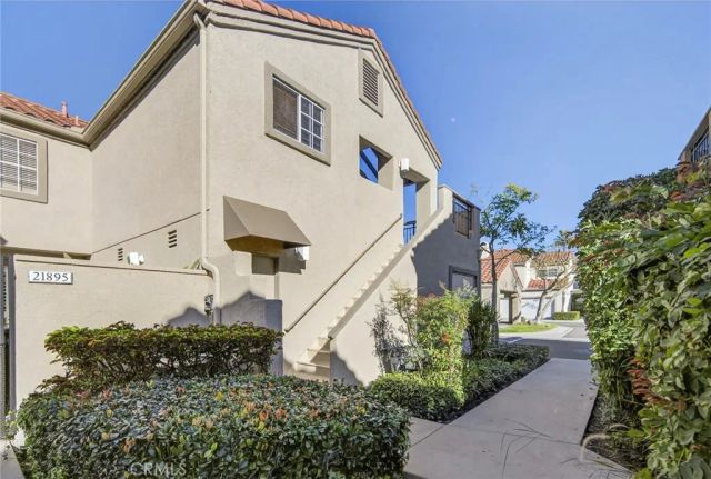 21897 Southgate, Mission Viejo, CA 92692