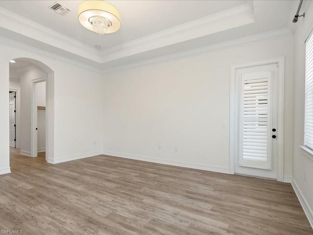 1546 Mockingbird DR, Naples, FL 34120