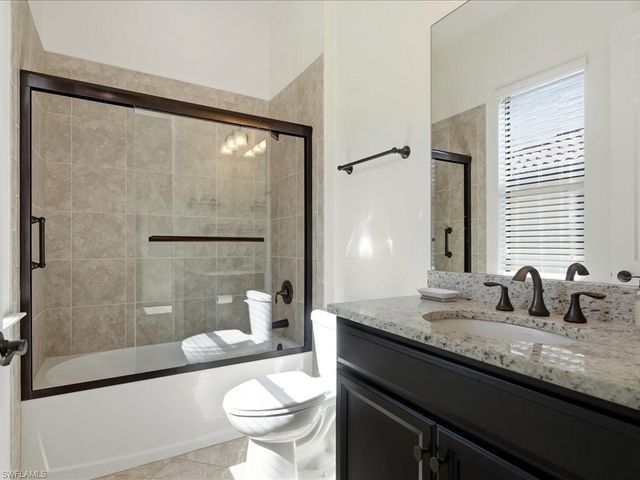 1546 Mockingbird DR, Naples, FL 34120