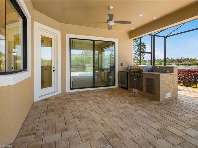 1546 Mockingbird DR, Naples, FL 34120