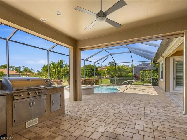 1546 Mockingbird DR, Naples, FL 34120
