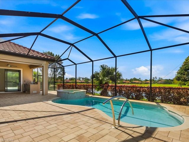1546 Mockingbird DR, Naples, FL 34120
