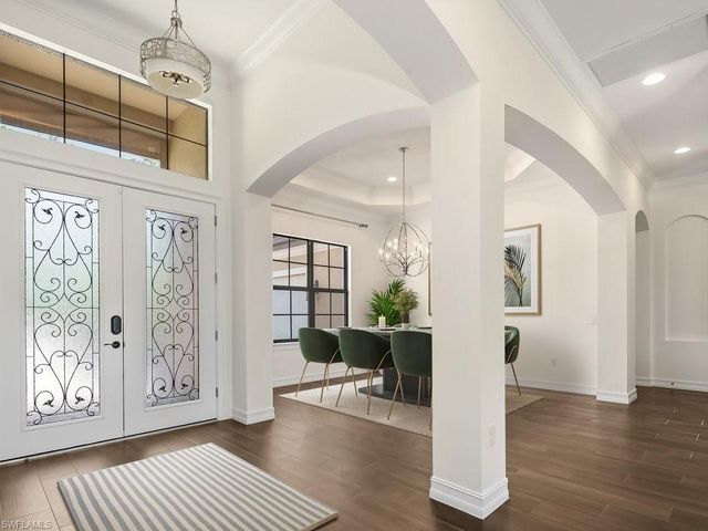 1546 Mockingbird DR, Naples, FL 34120