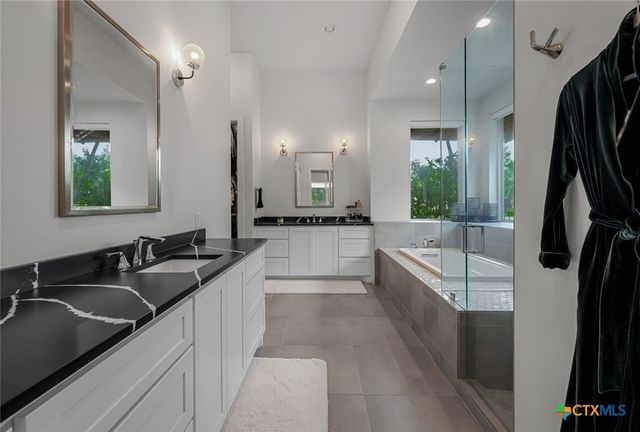 495 Bunker Ranch Boulevard, Dripping Springs, TX 78620
