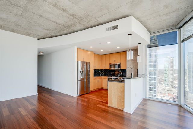 360 Nueces ST 2411, Austin, TX 78701